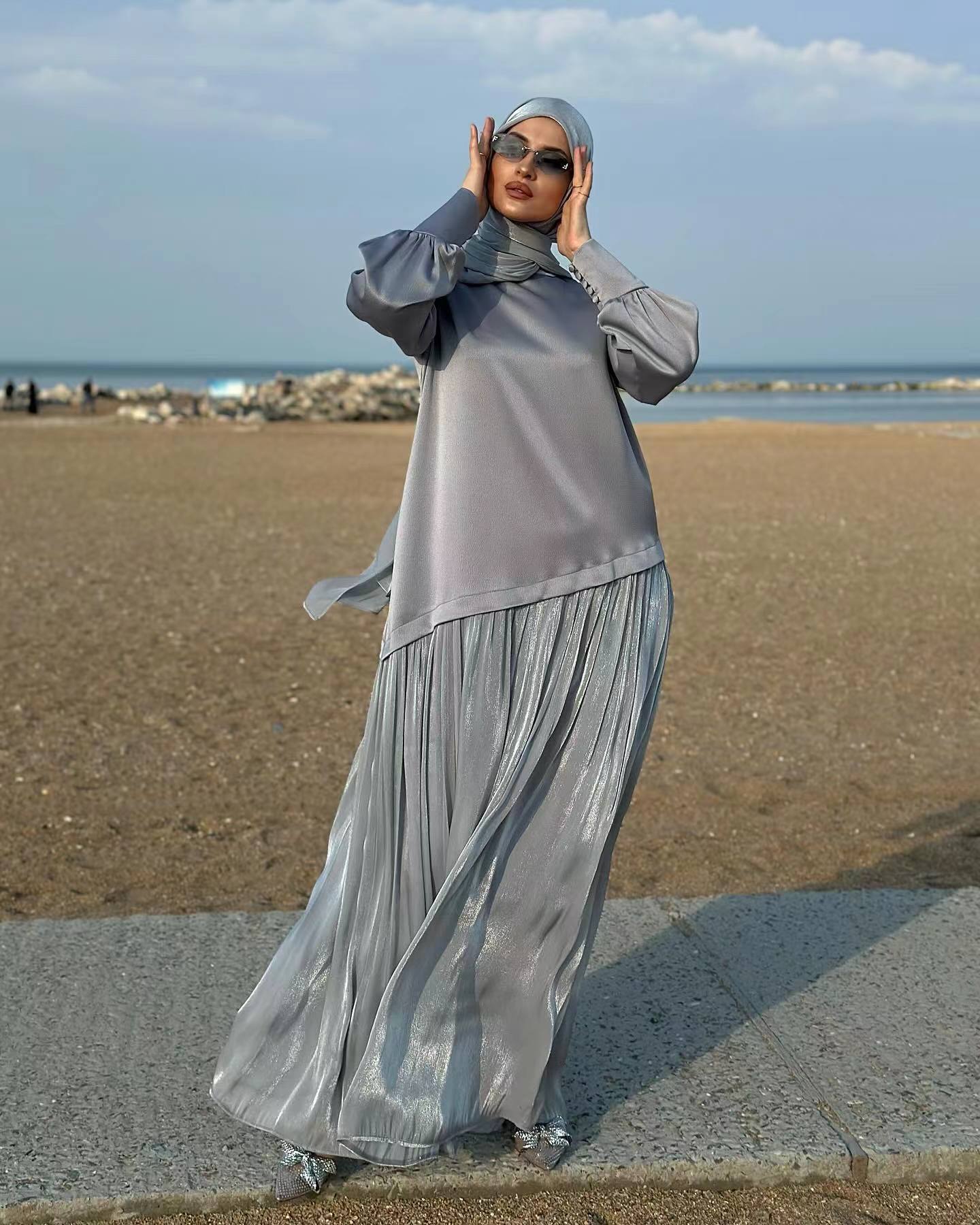 Women's Muslim Style Satin Stitching Design Elegant Fashion Dress